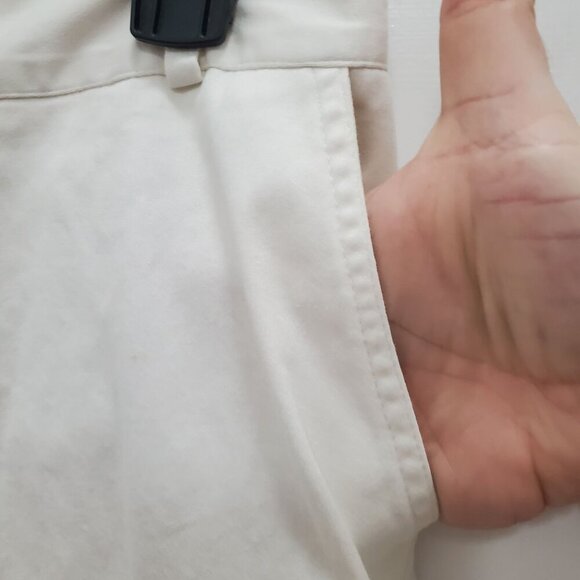 Chico's Women's White Stretch Flat Front Casual Dress Pants Trouser Size 0.5 / 6 - Picture 2 of 7